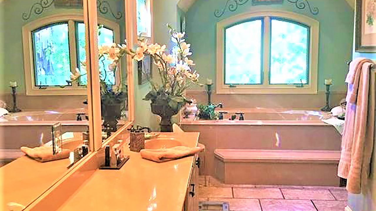 Photo of Bathroom in Dadeville