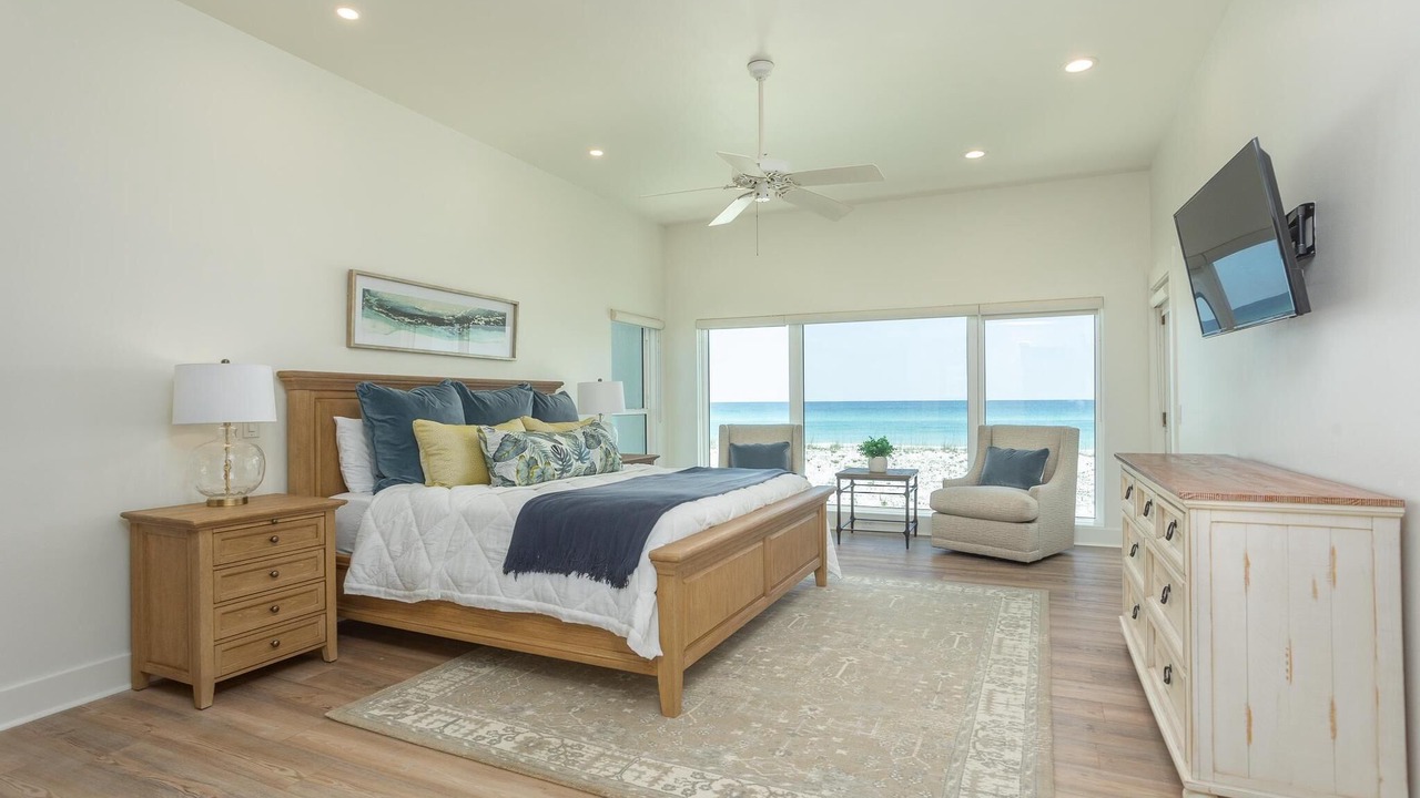 Photo of Bedroom in Pensacola Beach