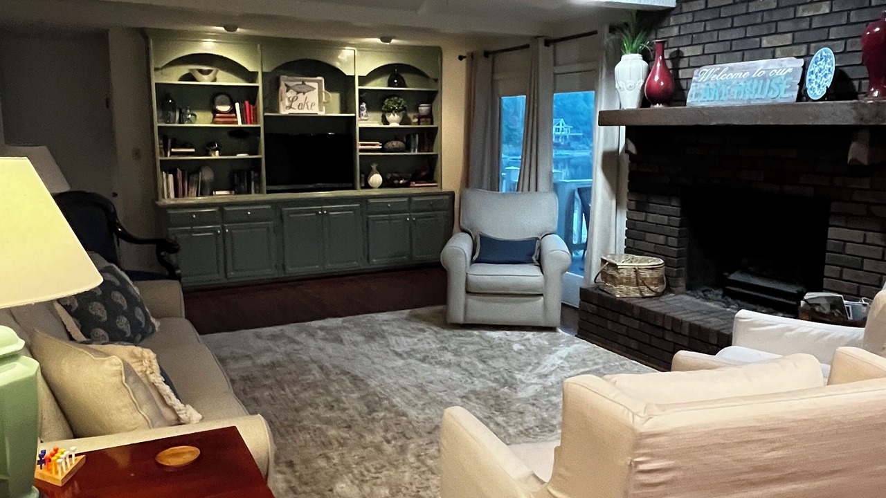 Photo of Livingroom in Alexander City