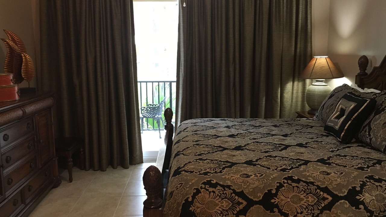 Photo of Bedroom in Henderson Point