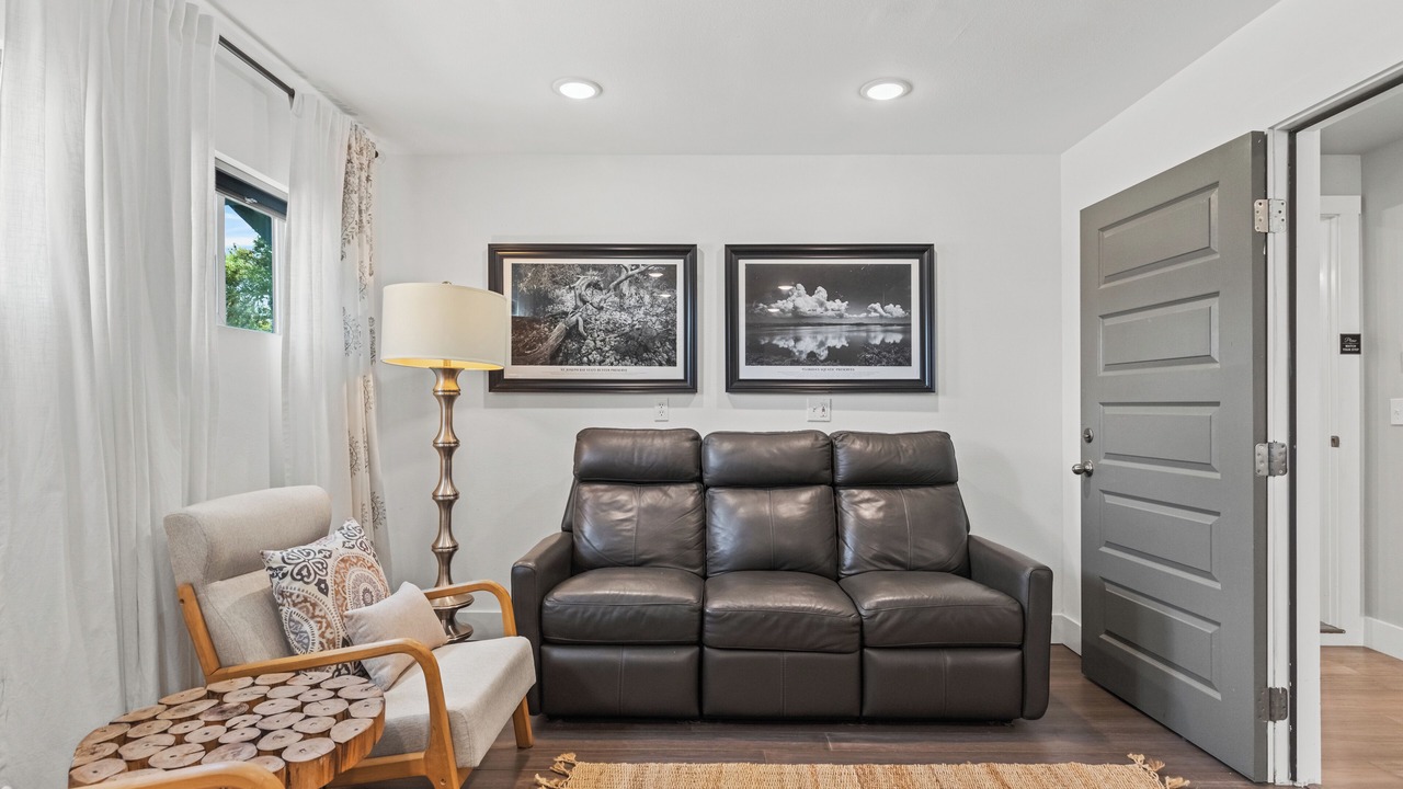 Photo of Livingroom in Indian Pass