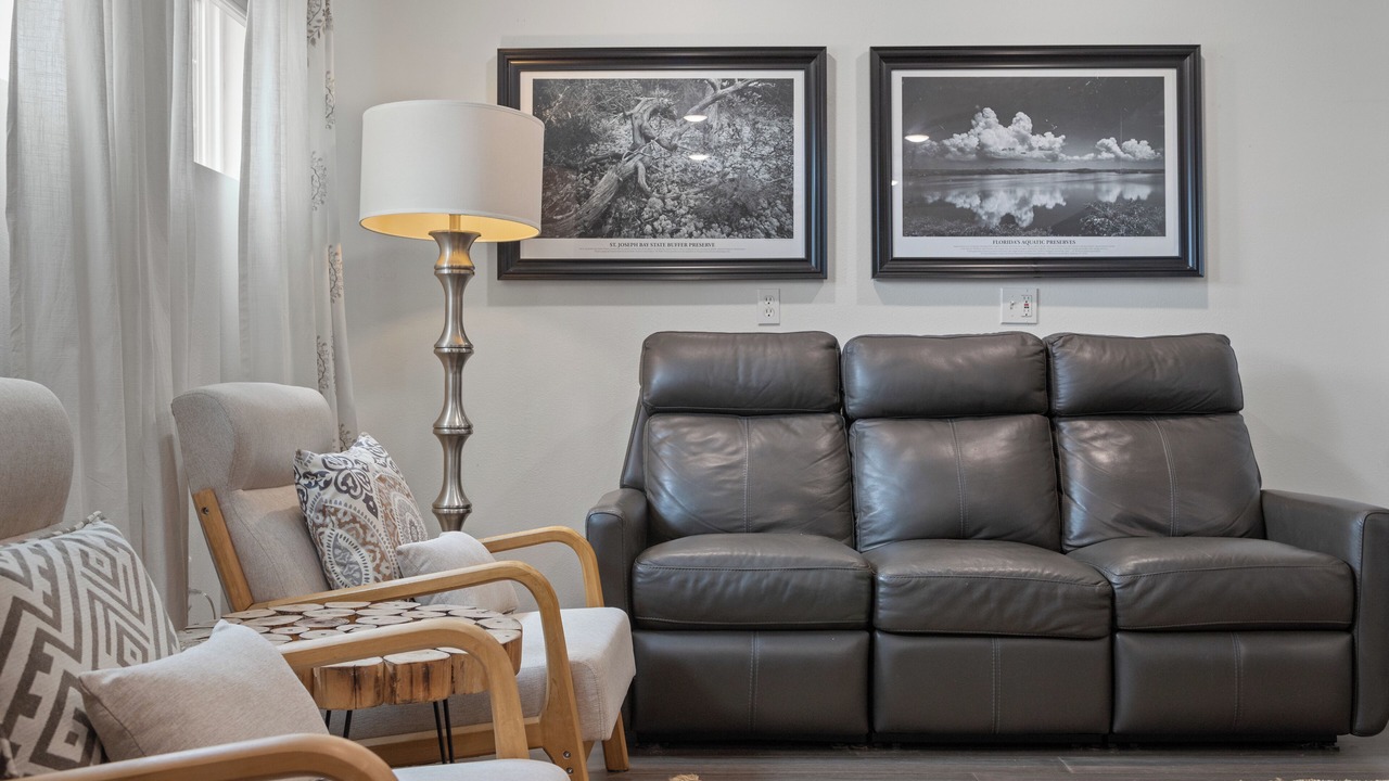 Photo of Livingroom in Indian Pass
