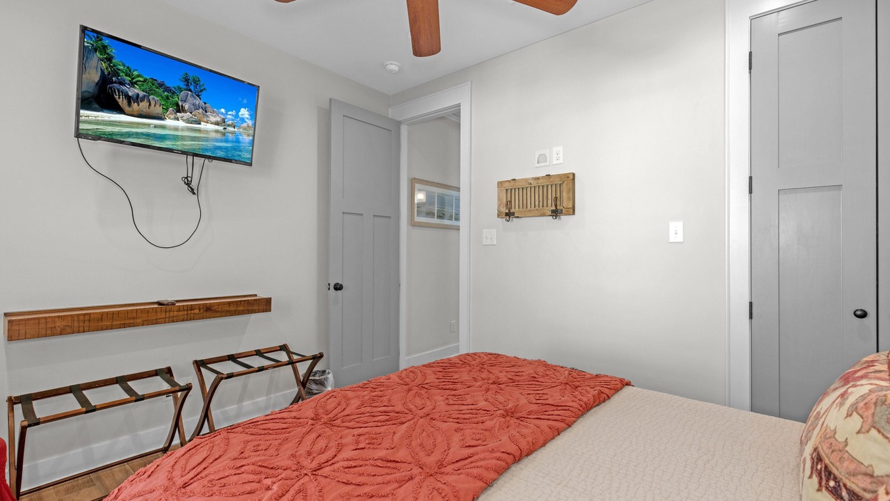 Photo of Bedroom in Dauphin Island
