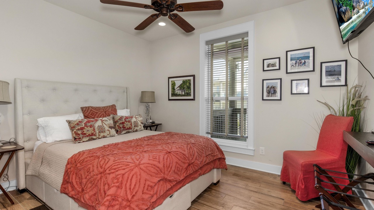Photo of Bedroom in Dauphin Island