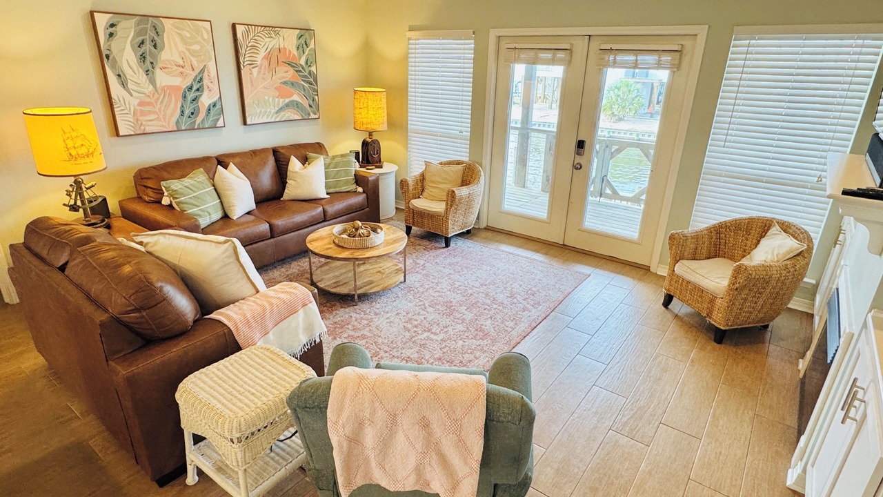 Photo of Livingroom in Dauphin Island