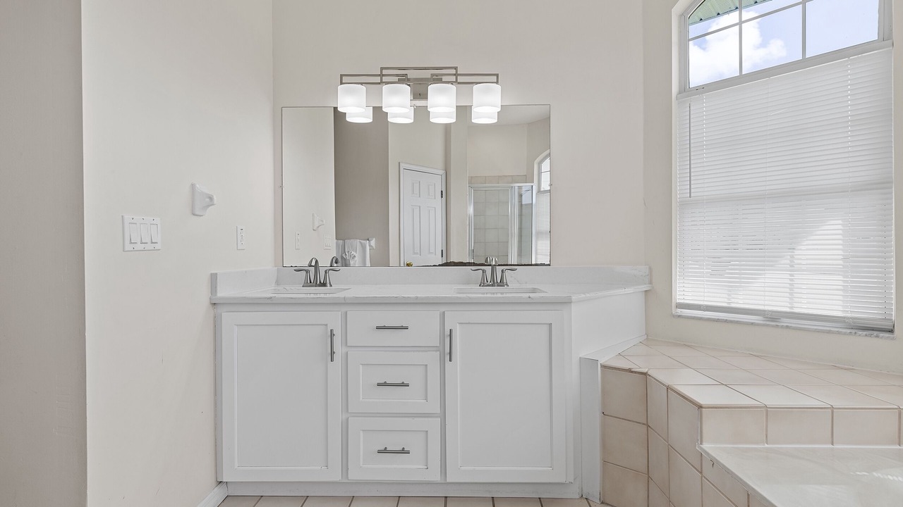 Photo of Bathroom in Port Orange