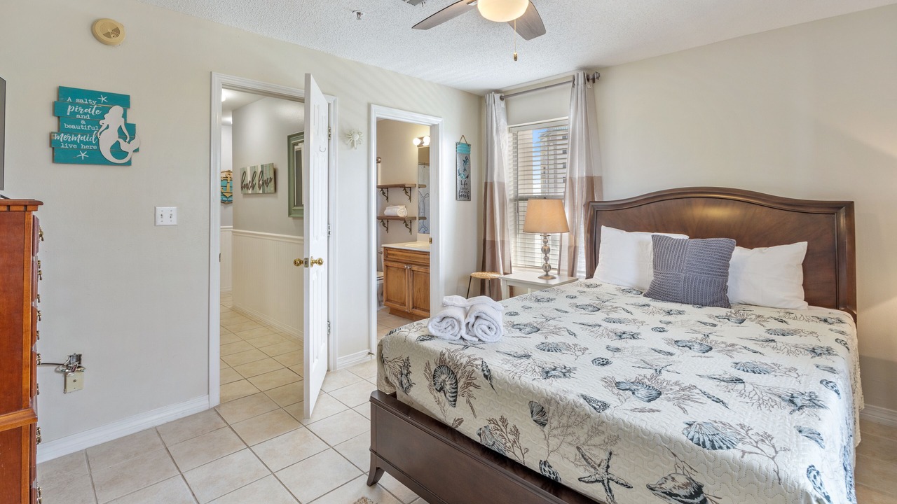 Photo of Bedroom in Ono Island