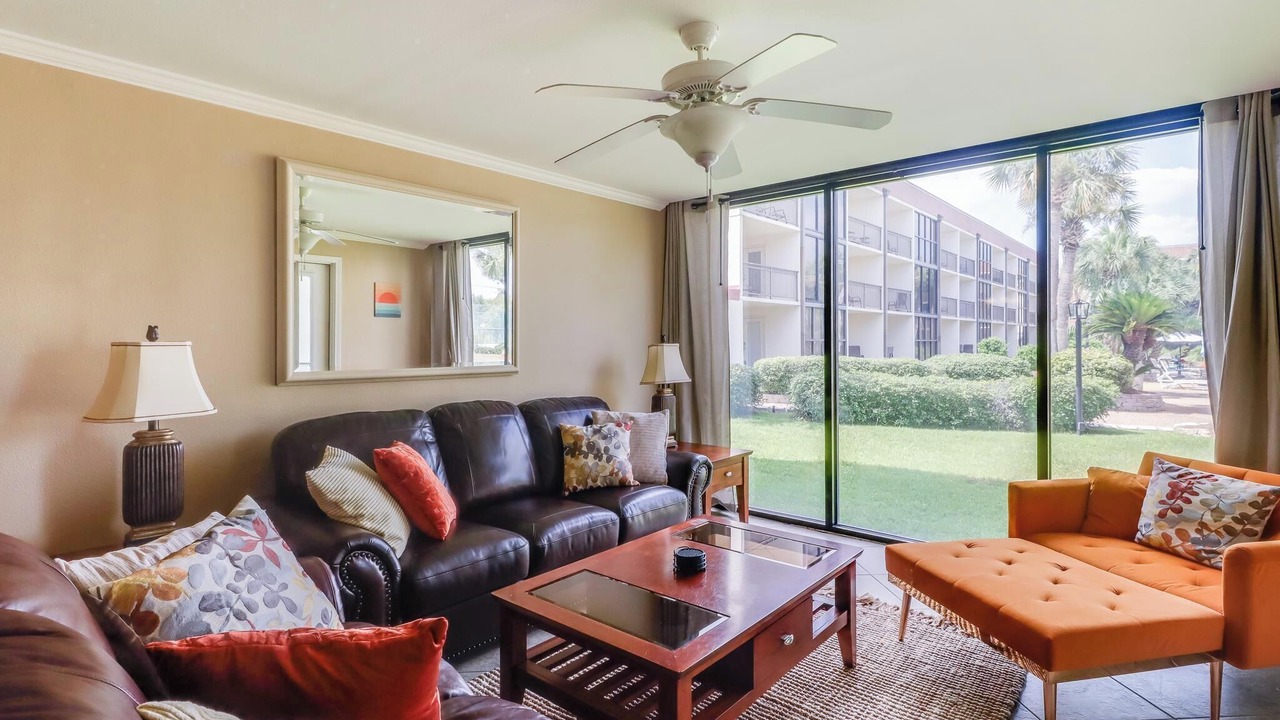 Photo of Livingroom in Biloxi