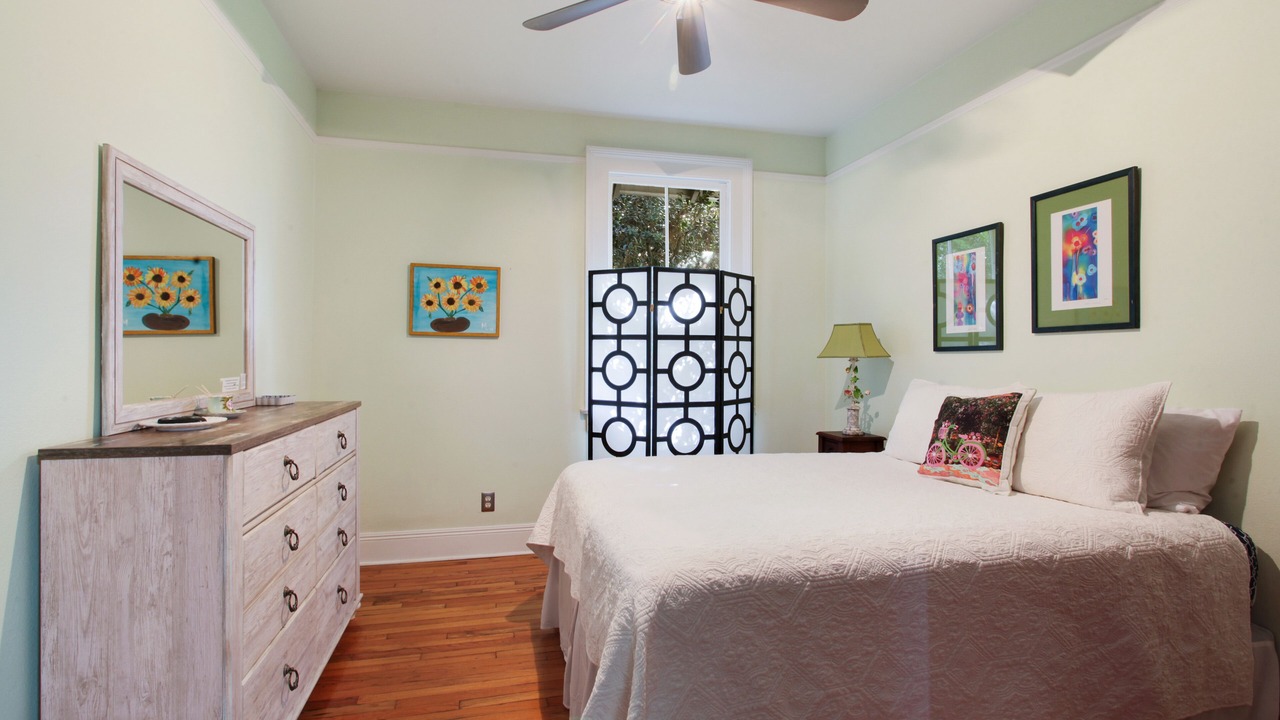 Photo of Bedroom in Fairgrounds