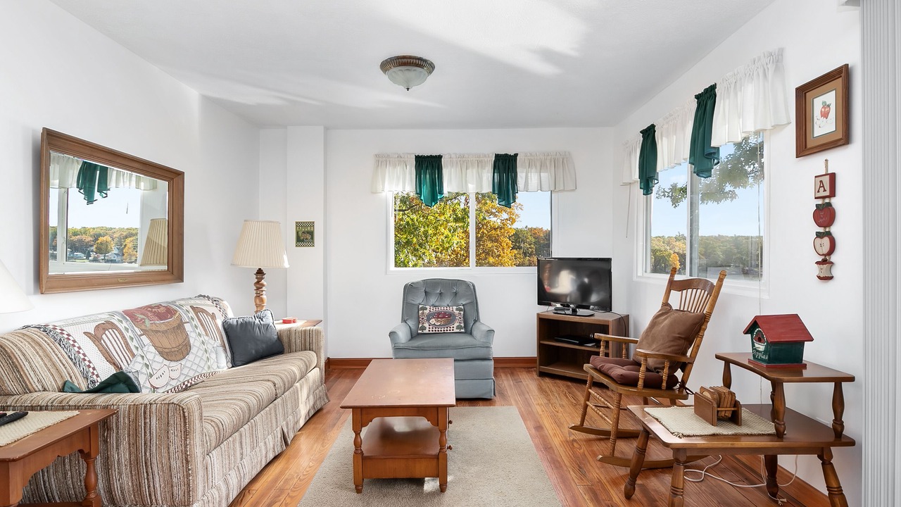 Photo of Livingroom in Newaygo