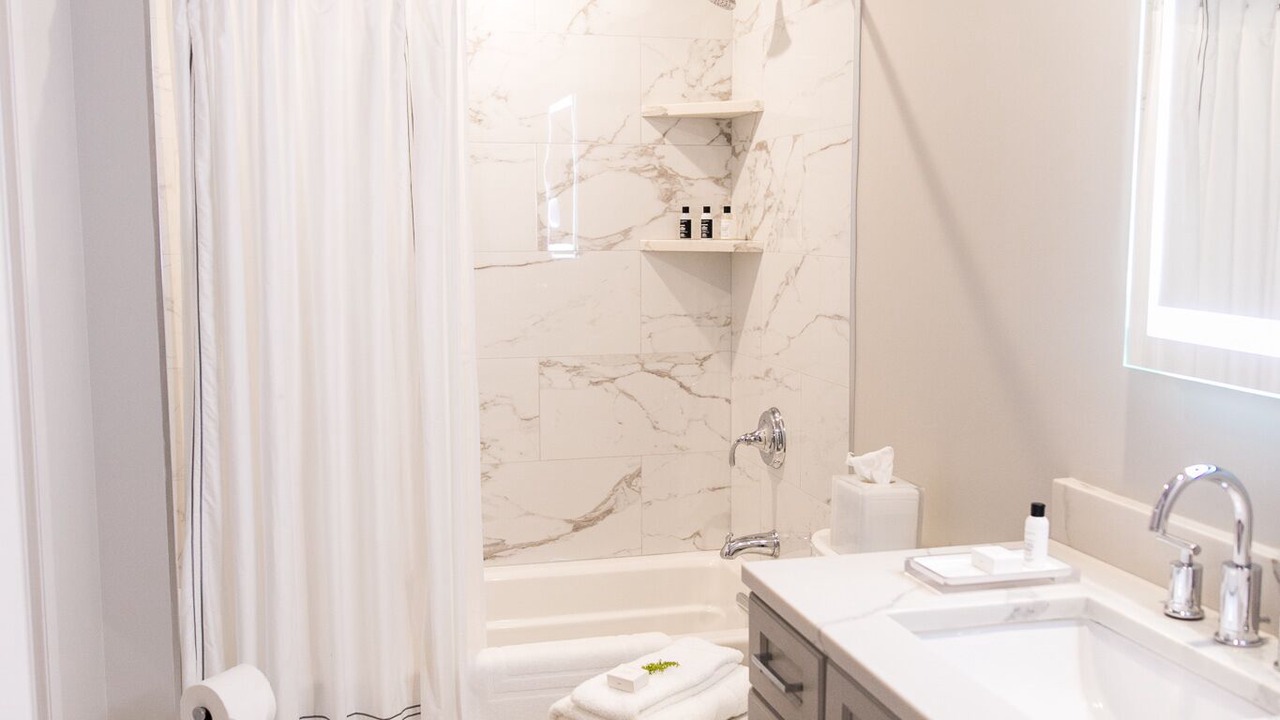 Photo of Bathroom in Central Business District
