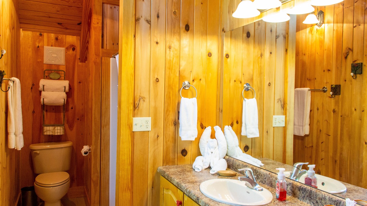 Photo of Bathroom in Six Mile
