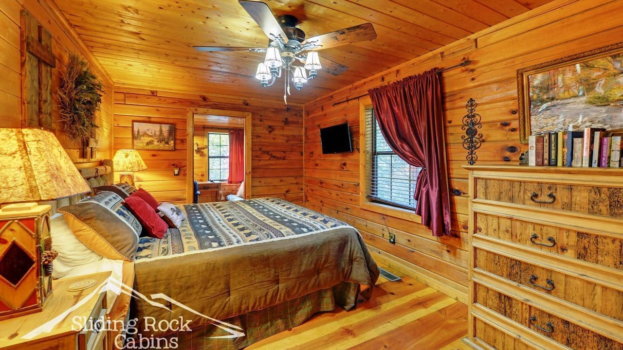 Photo of Bedroom in Ellijay