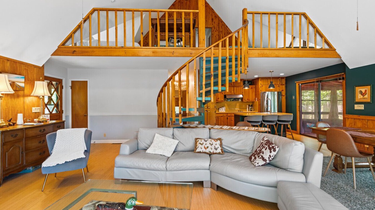 Photo of Livingroom in Shelby