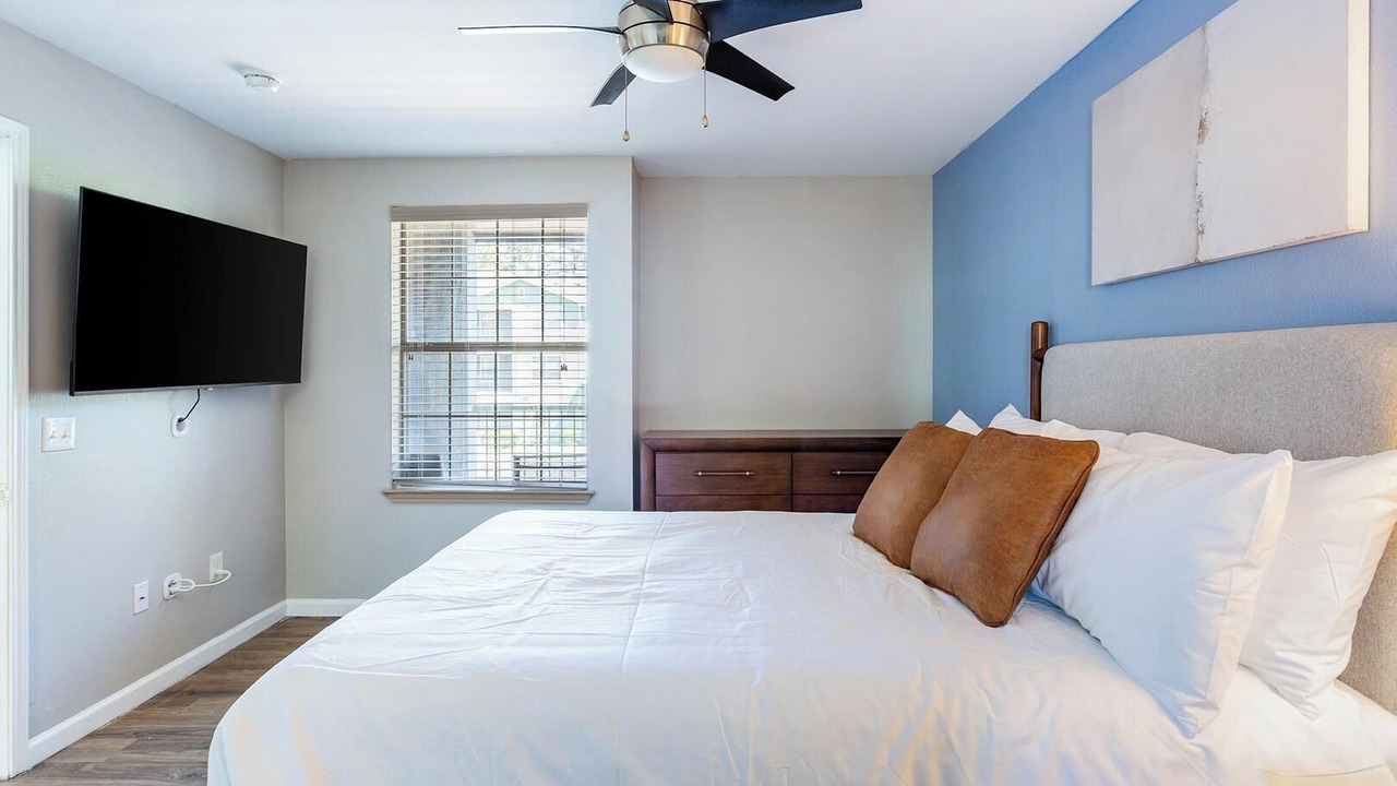 Photo of Bedroom in Tallahassee