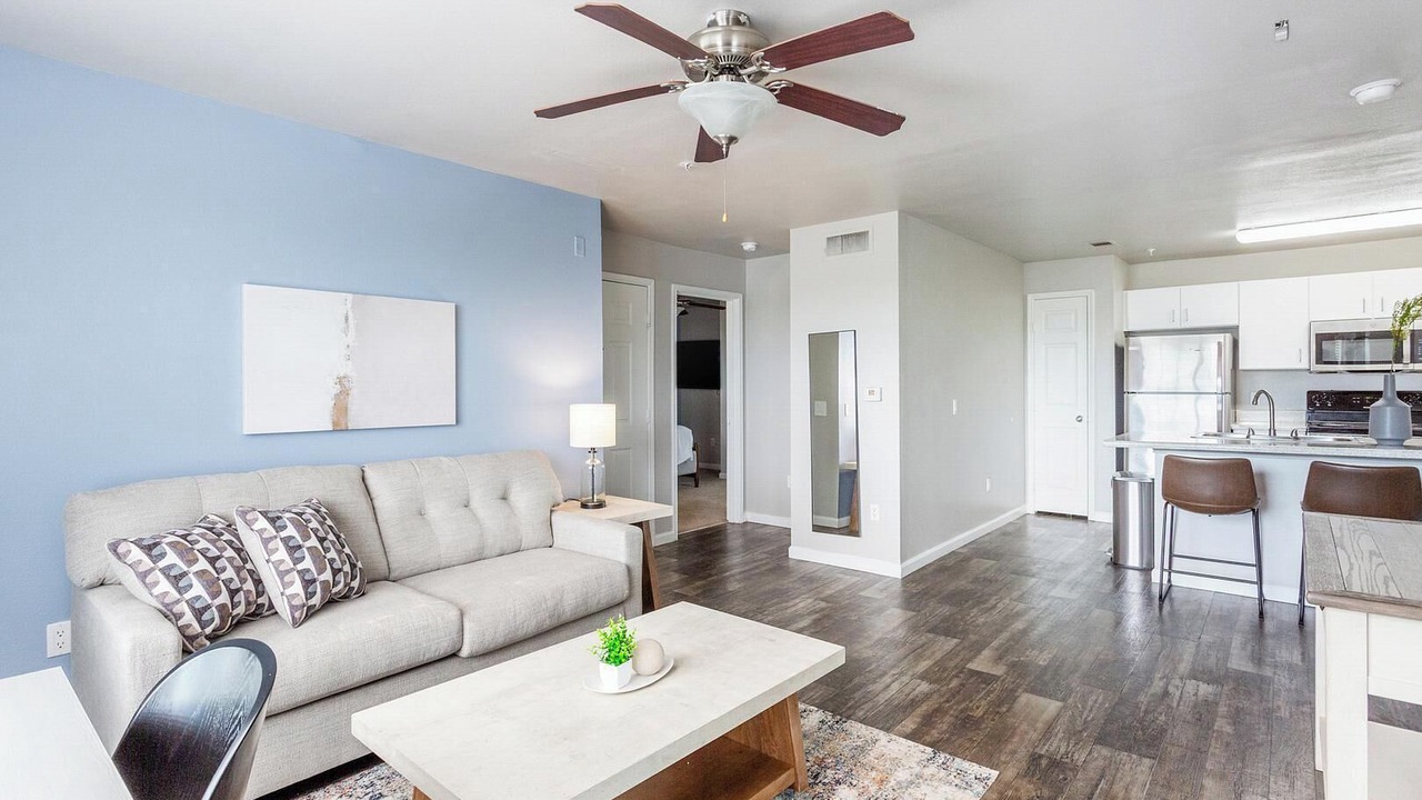 Photo of Livingroom in Tallahassee