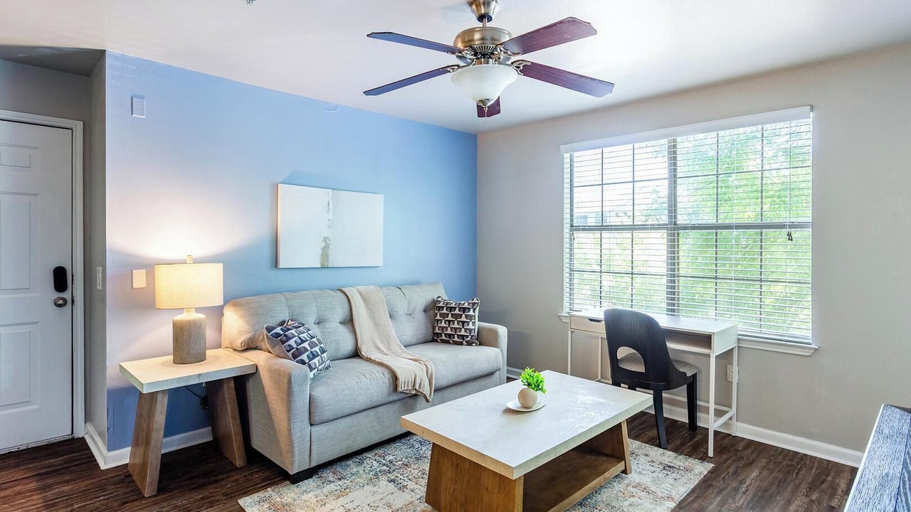 Photo of Livingroom in Tallahassee