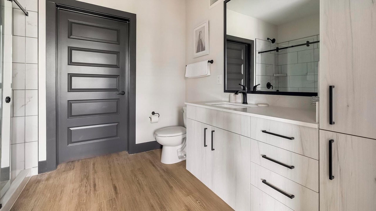 Photo of Bathroom in East Side
