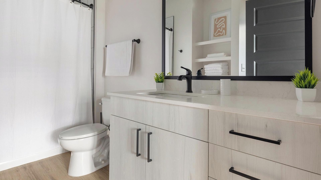 Photo of Bathroom in East Side