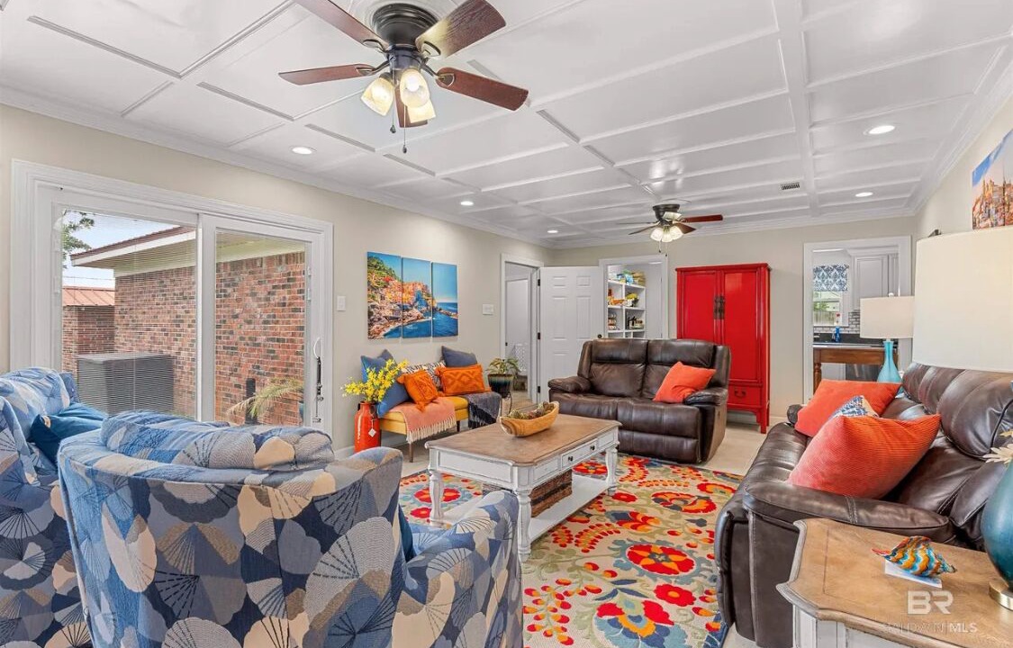 Photo of Livingroom in Oak