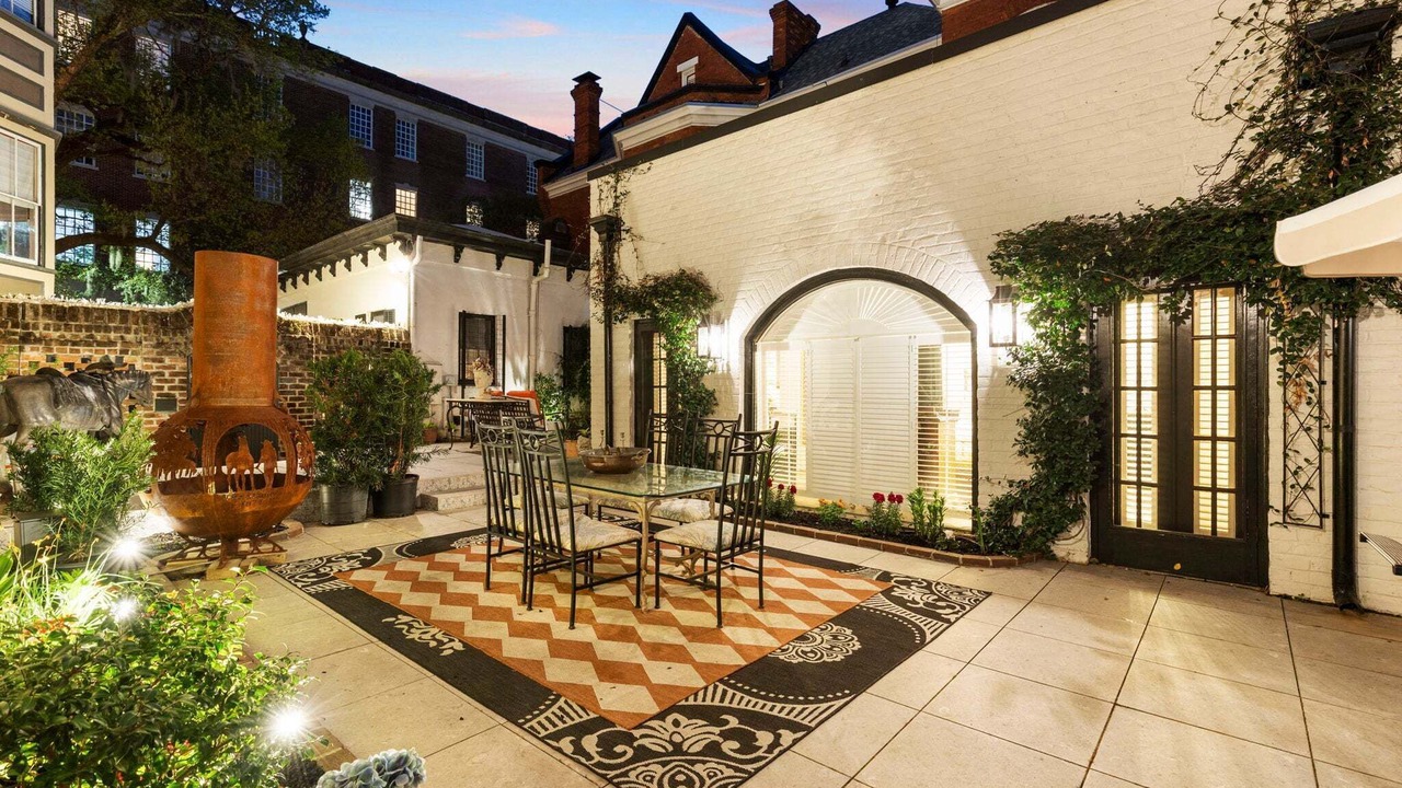 Photo of Outdoor in Historic Downtown Savannah
