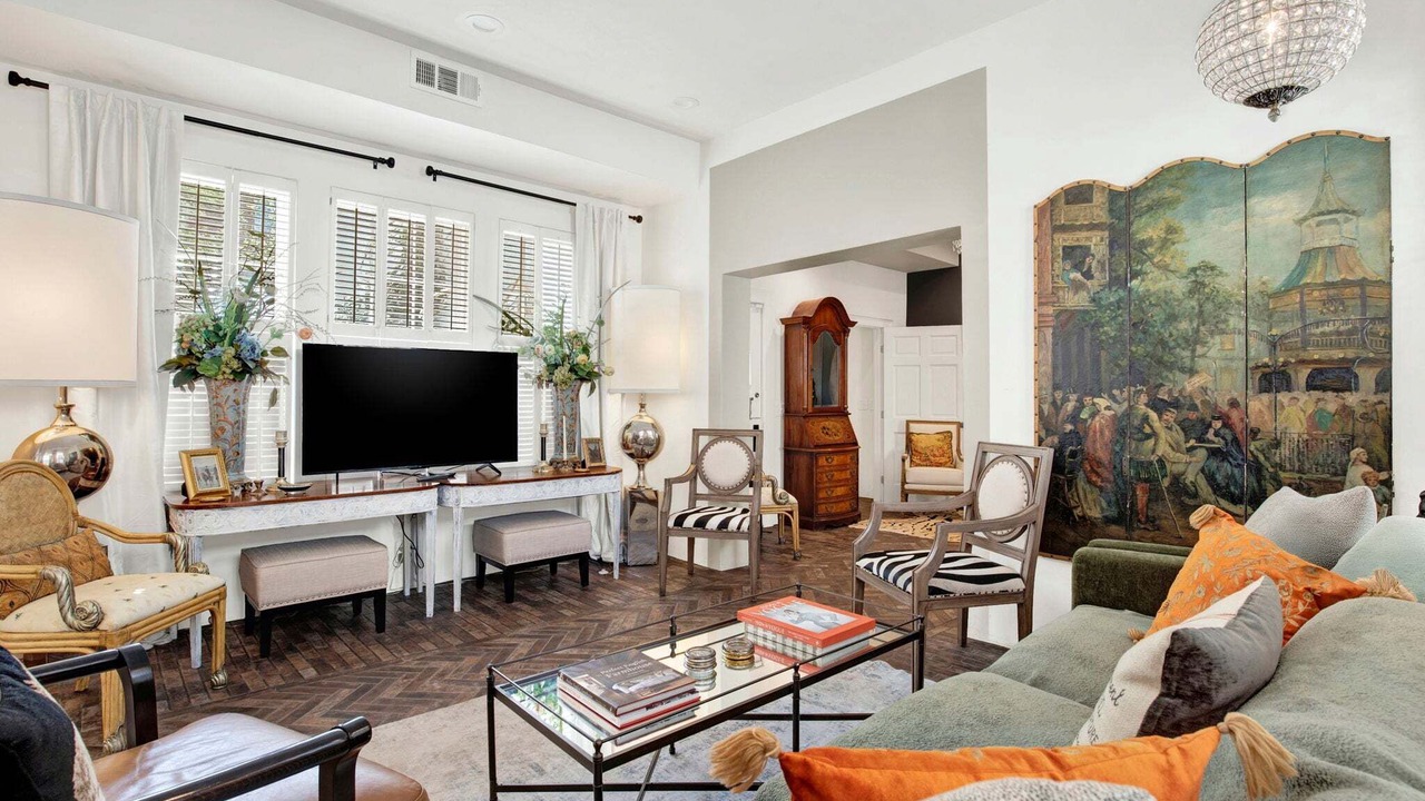 Photo of Livingroom in Historic Downtown Savannah