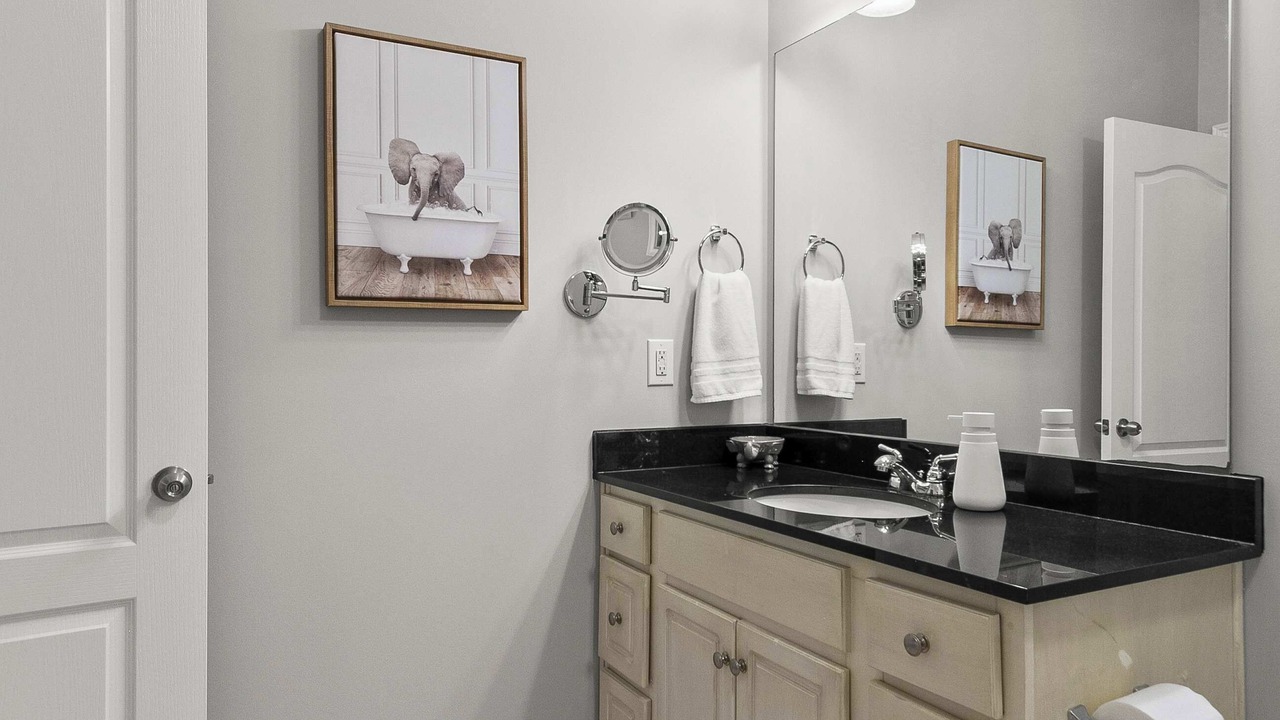 Photo of Bathroom in Tuscaloosa