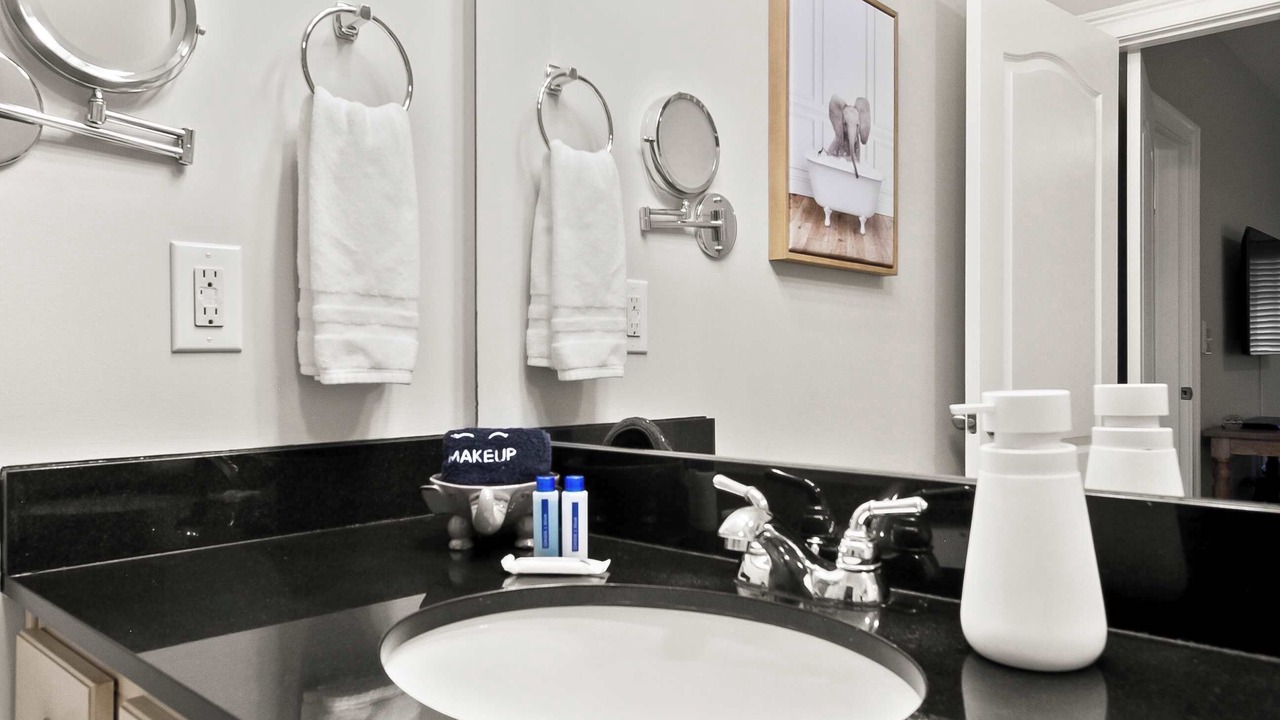 Photo of Bathroom in Tuscaloosa