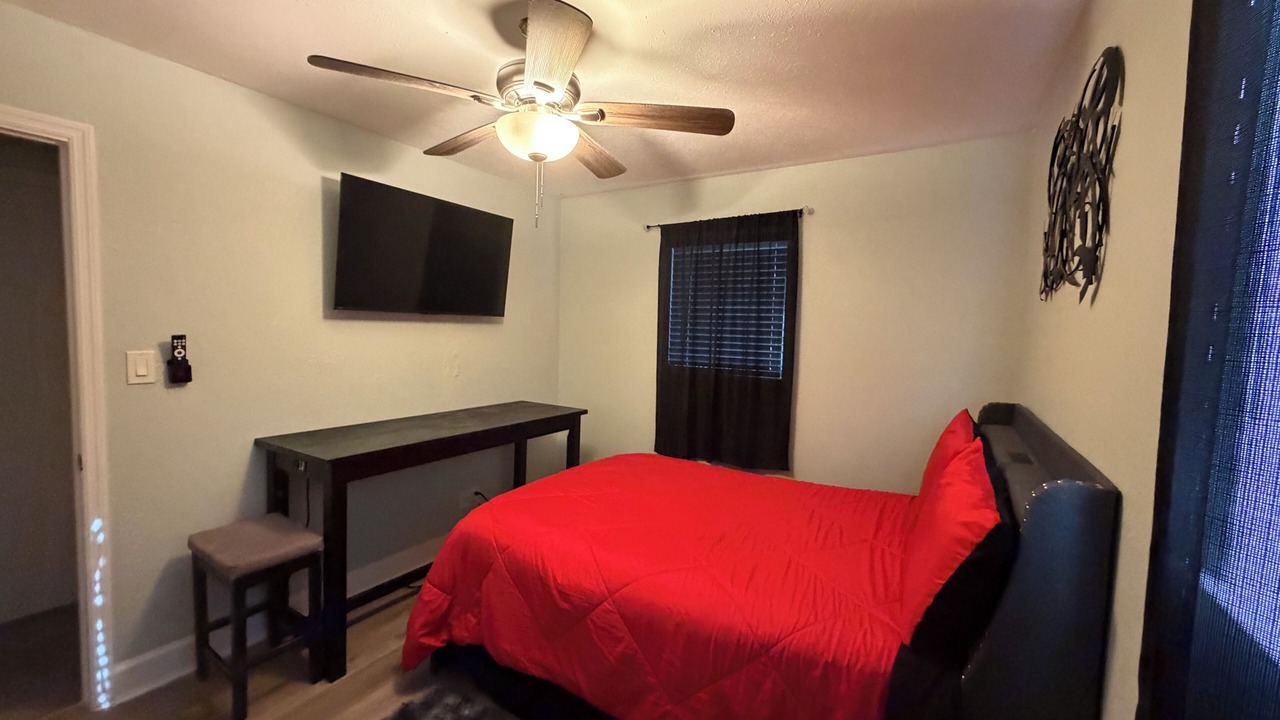 Photo of Bedroom in Albany