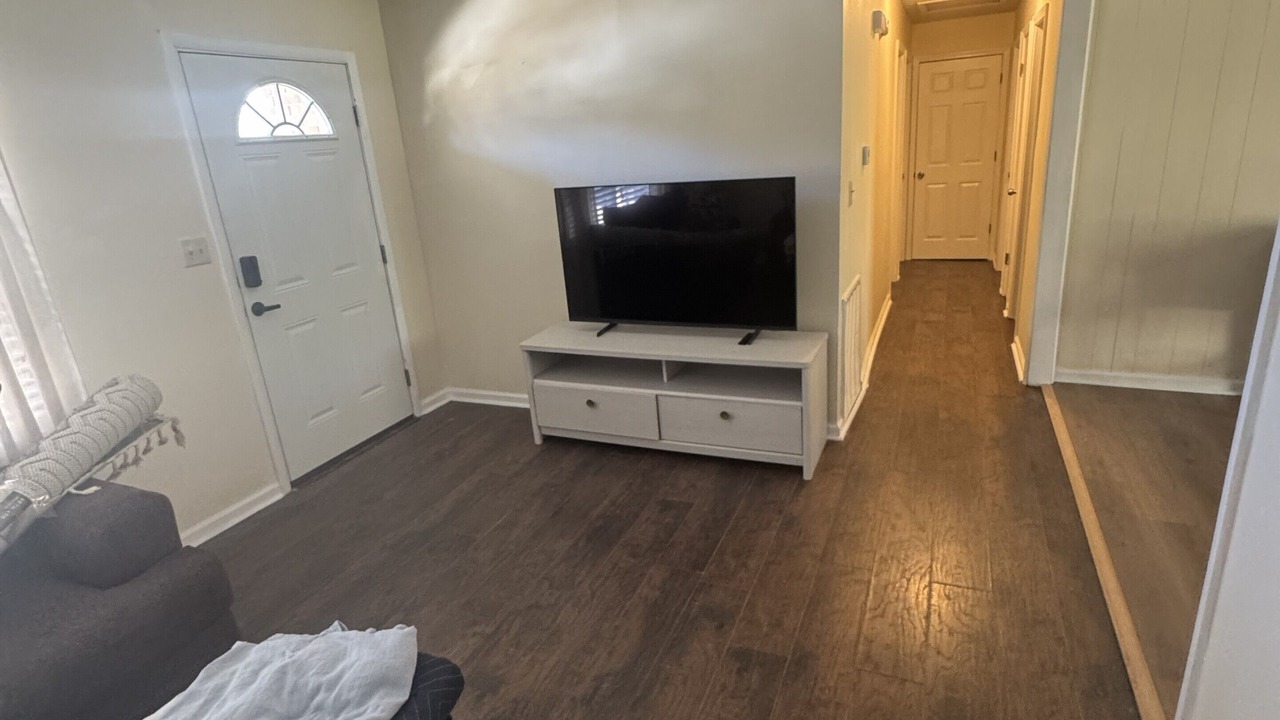 Photo of Livingroom in Fort Mc Clellan