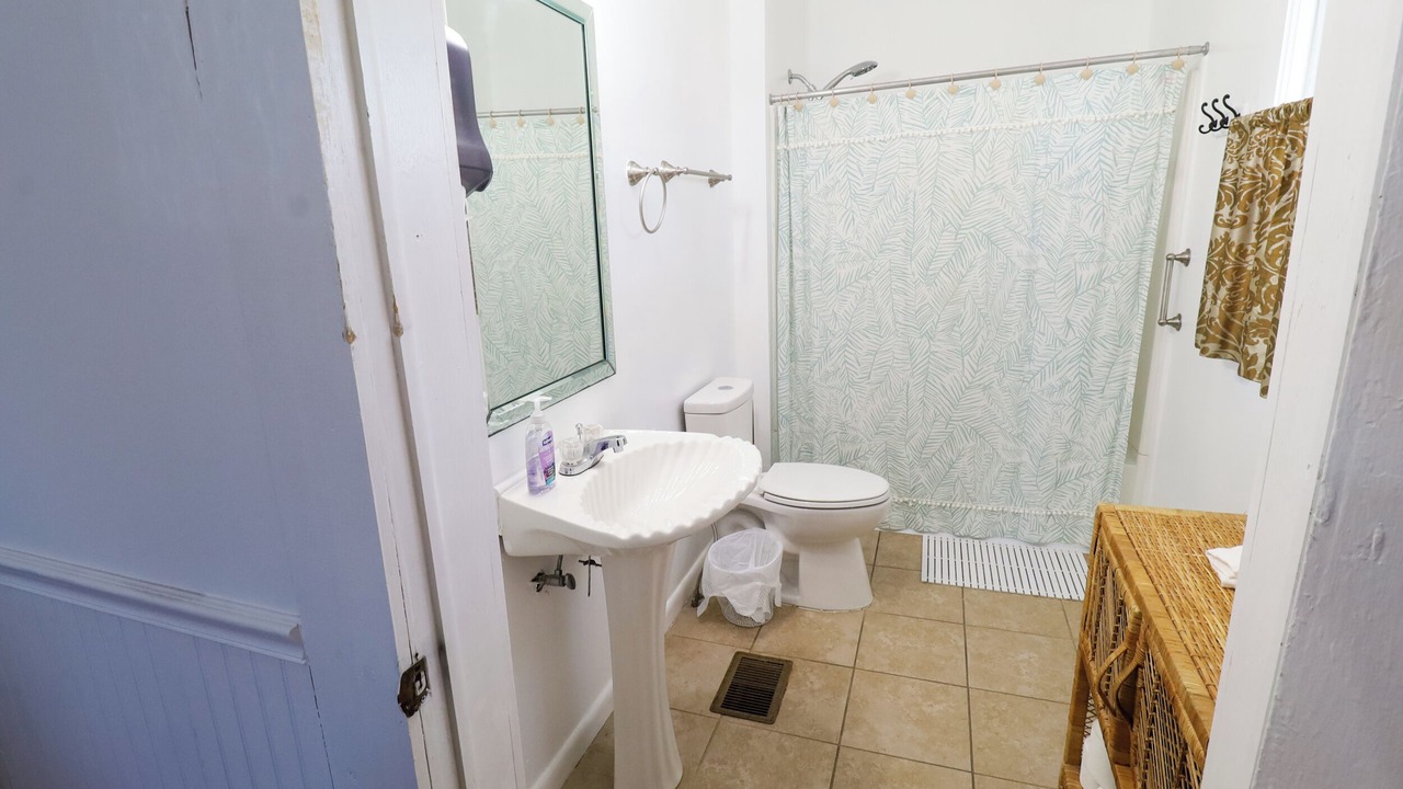 Photo of Bathroom in Florala