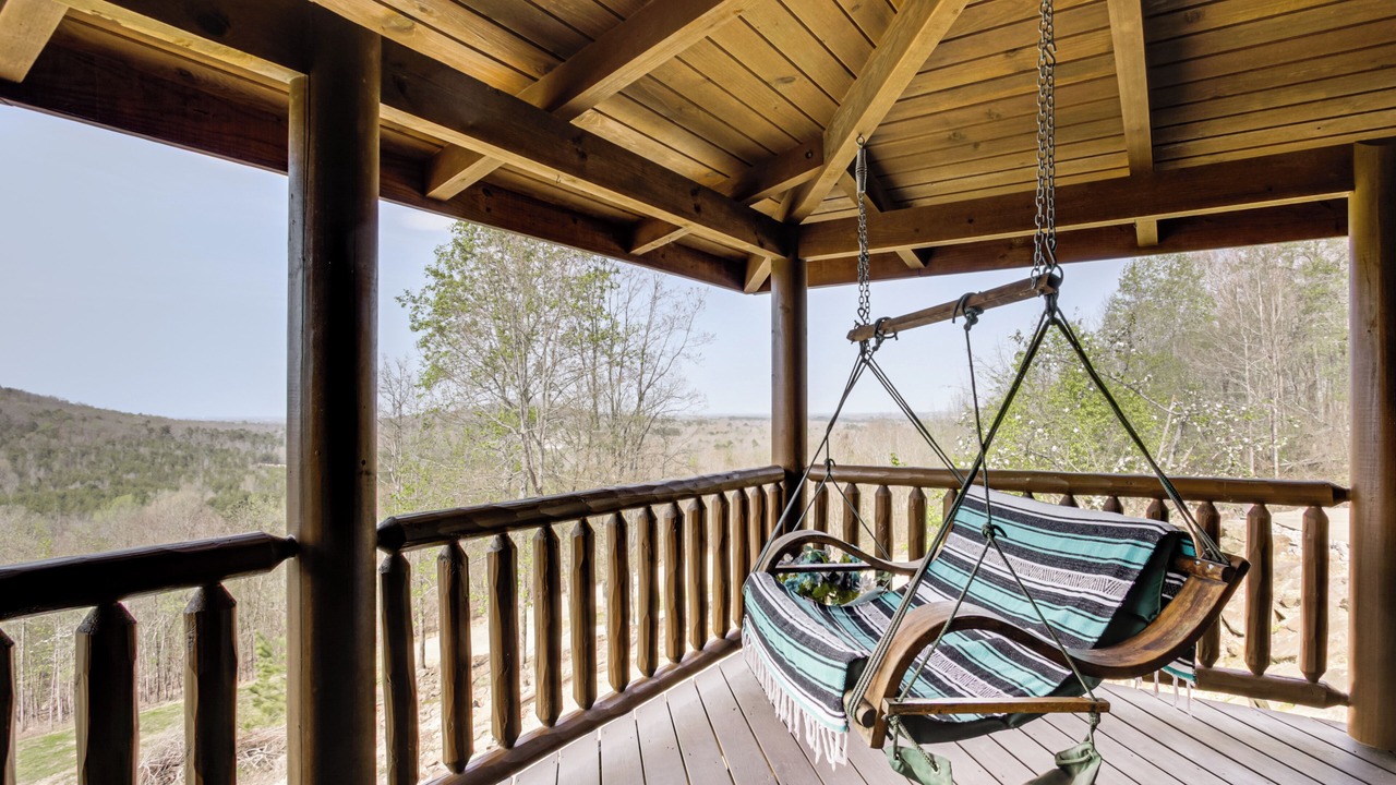 Photo of Patio Balcony in Tuscumbia