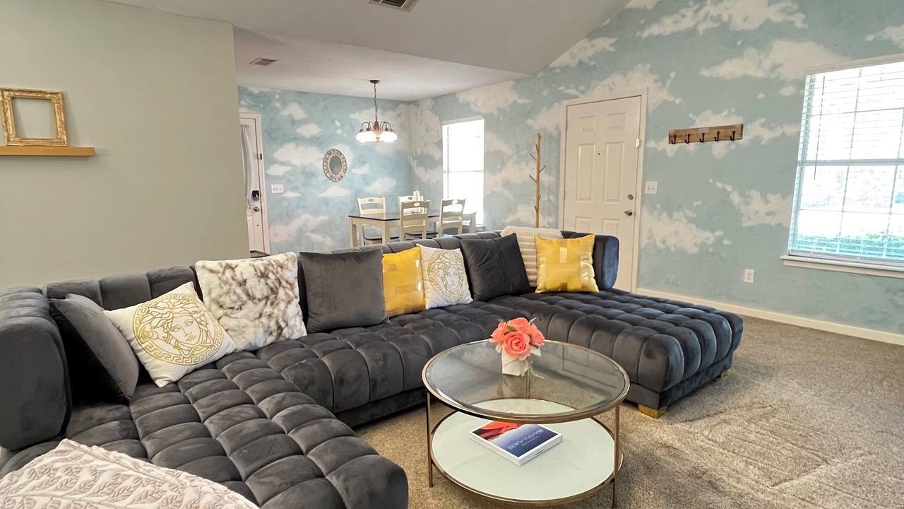 Photo of Livingroom in Flowood