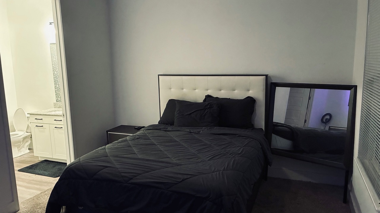 Photo of Bedroom in Castleberry Hill