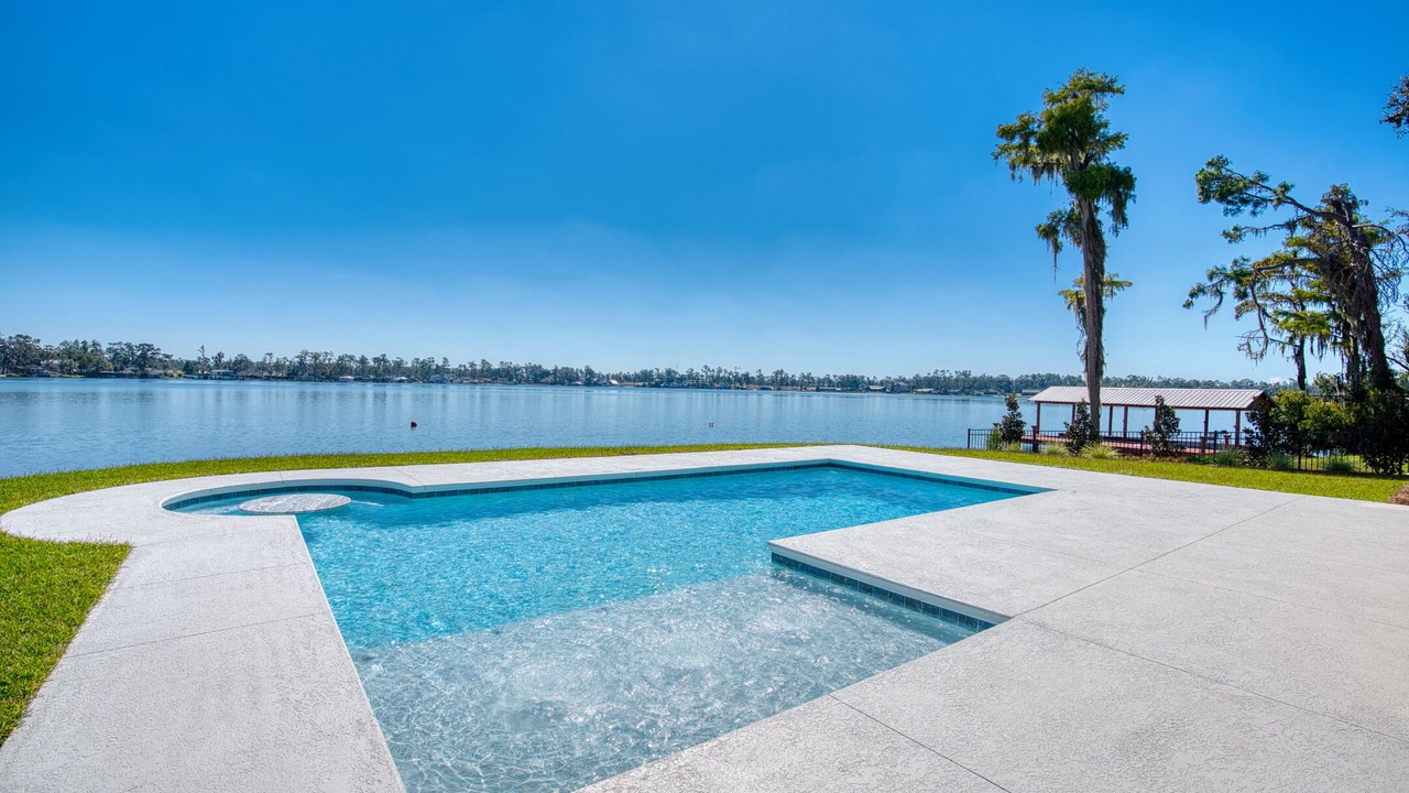 Photo of Outdoor in Lake Park