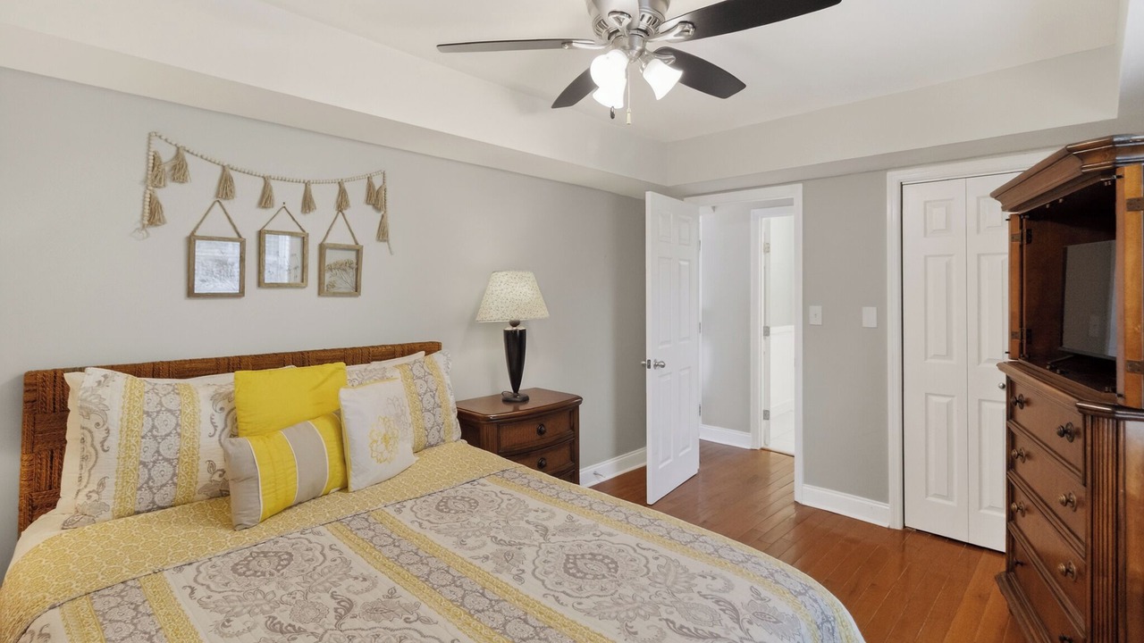 Photo of Bedroom in Tybee Island