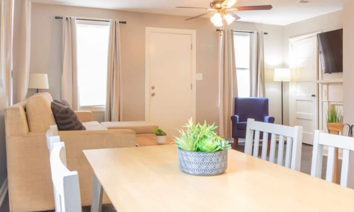 Photo of Livingroom in Columbus