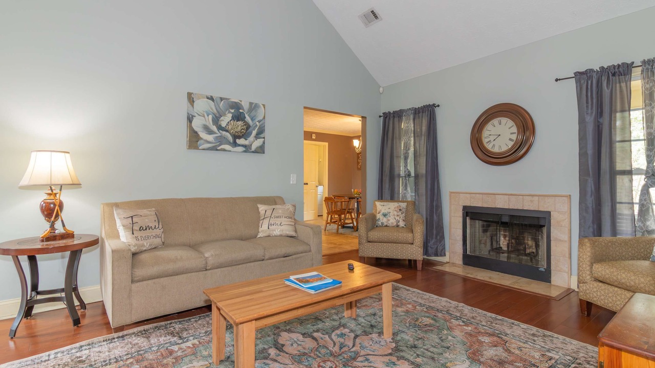 Photo of Livingroom in Columbus