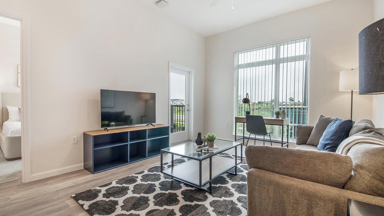 Photo of Livingroom in Florida Center