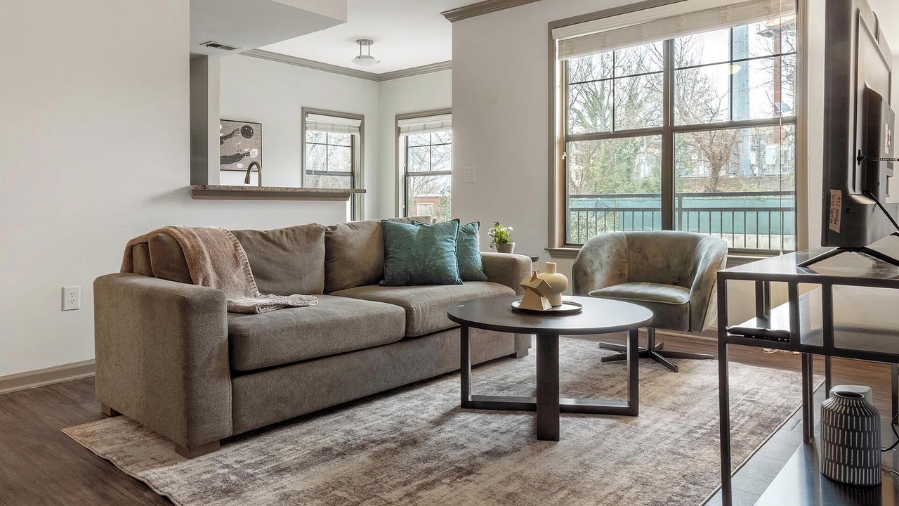 Photo of Livingroom in Piedmont Heights