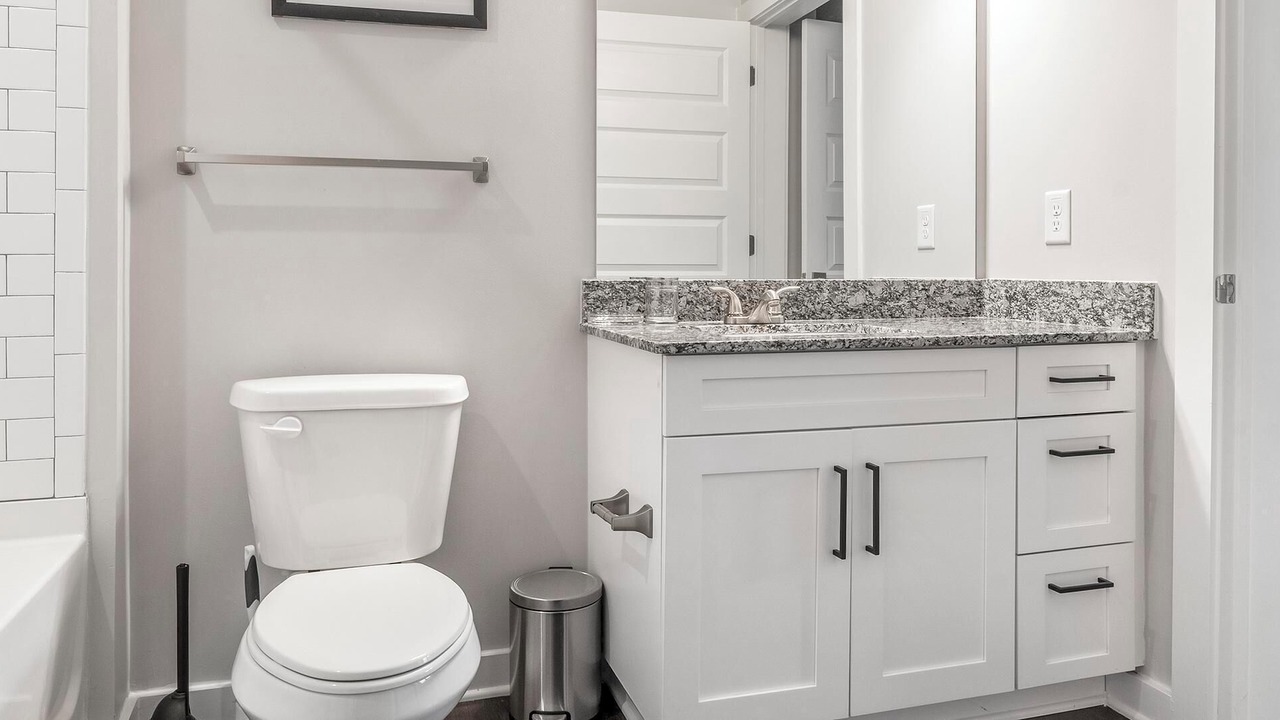 Photo of Bathroom in Mableton