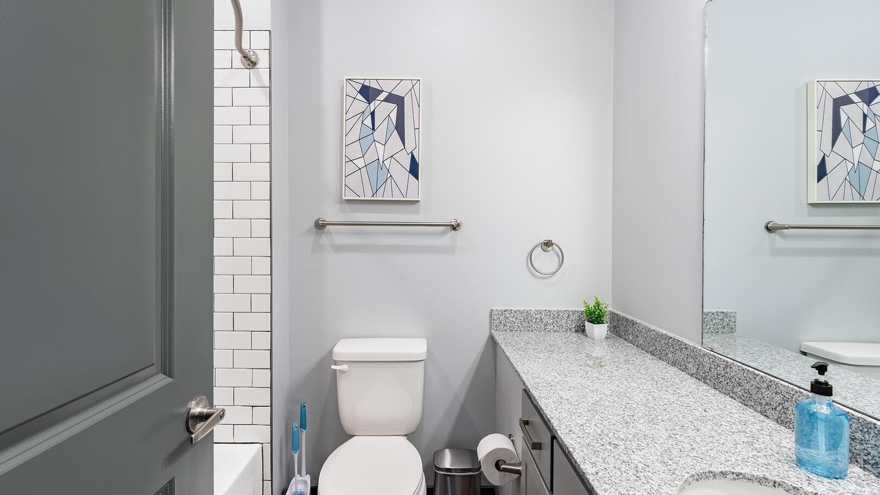 Photo of Bathroom in Northwest Pensacola