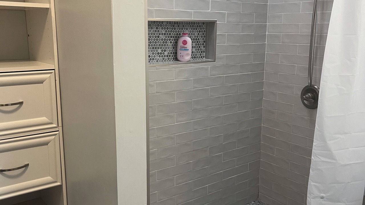 Photo of Bathroom in Gresham Park