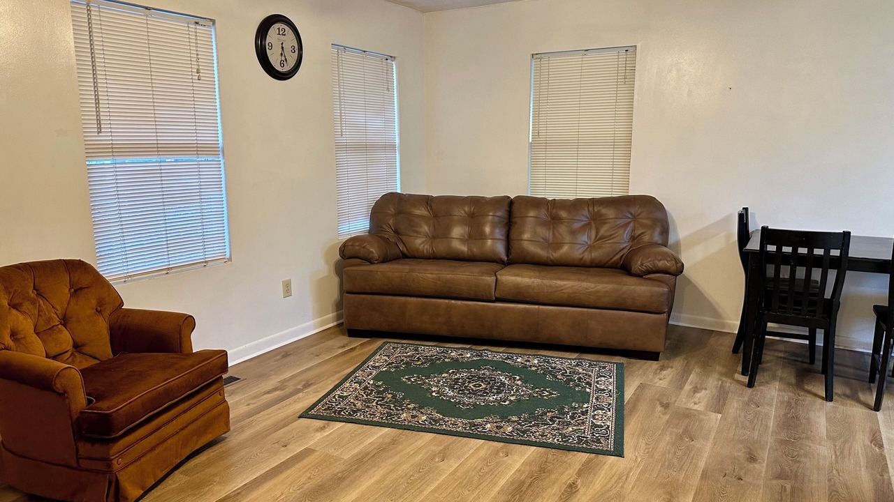 Photo of Livingroom in Autaugaville