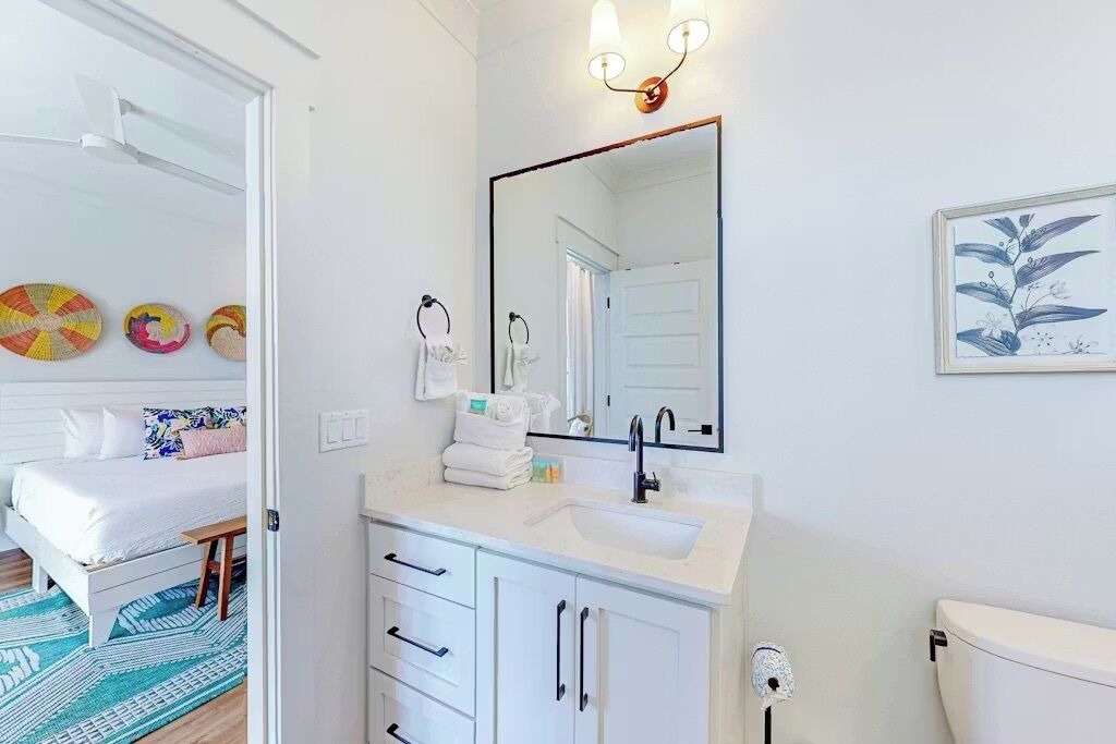 Photo of Bathroom in Sunset Bayou