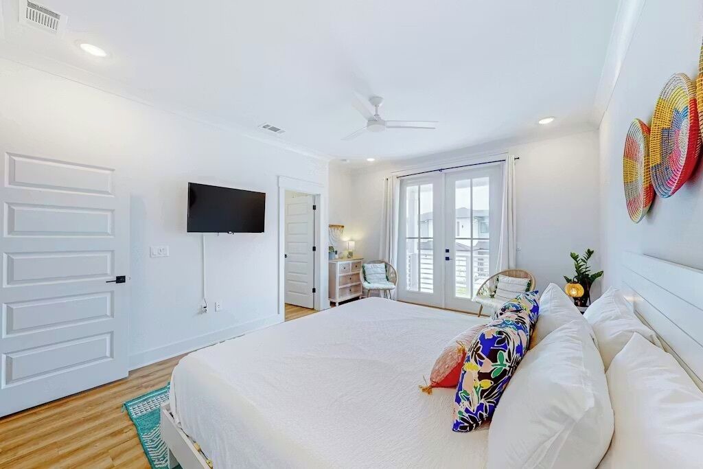 Photo of Bedroom in Sunset Bayou