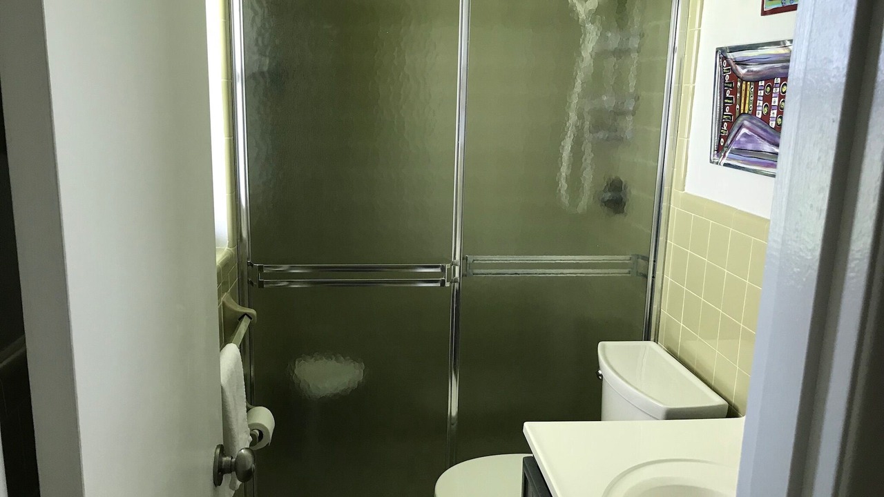 Photo of Bathroom in Surfside Estates