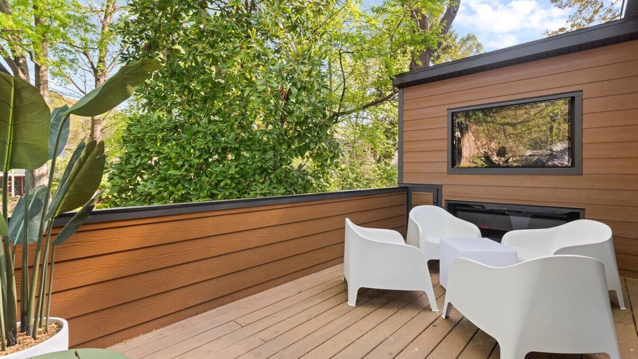 Photo of Patio Balcony in East Side