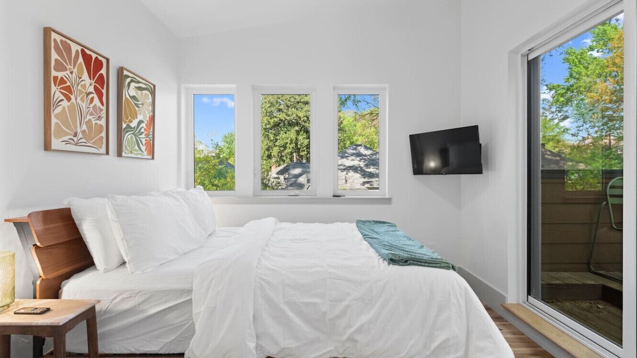 Photo of Bedroom in East Side