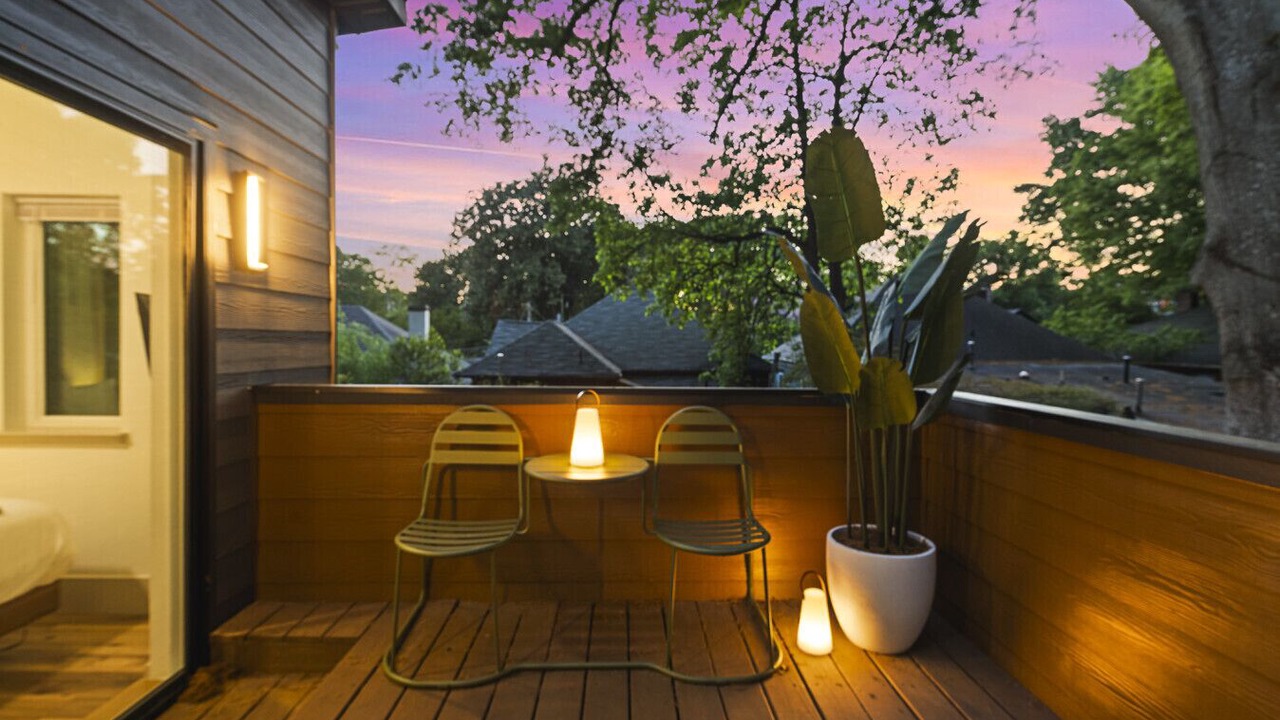 Photo of Patio Balcony in East Side